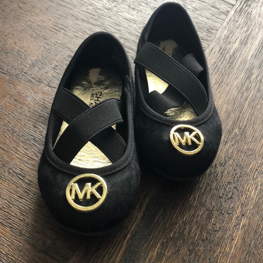 Gold monogram toddler shoes